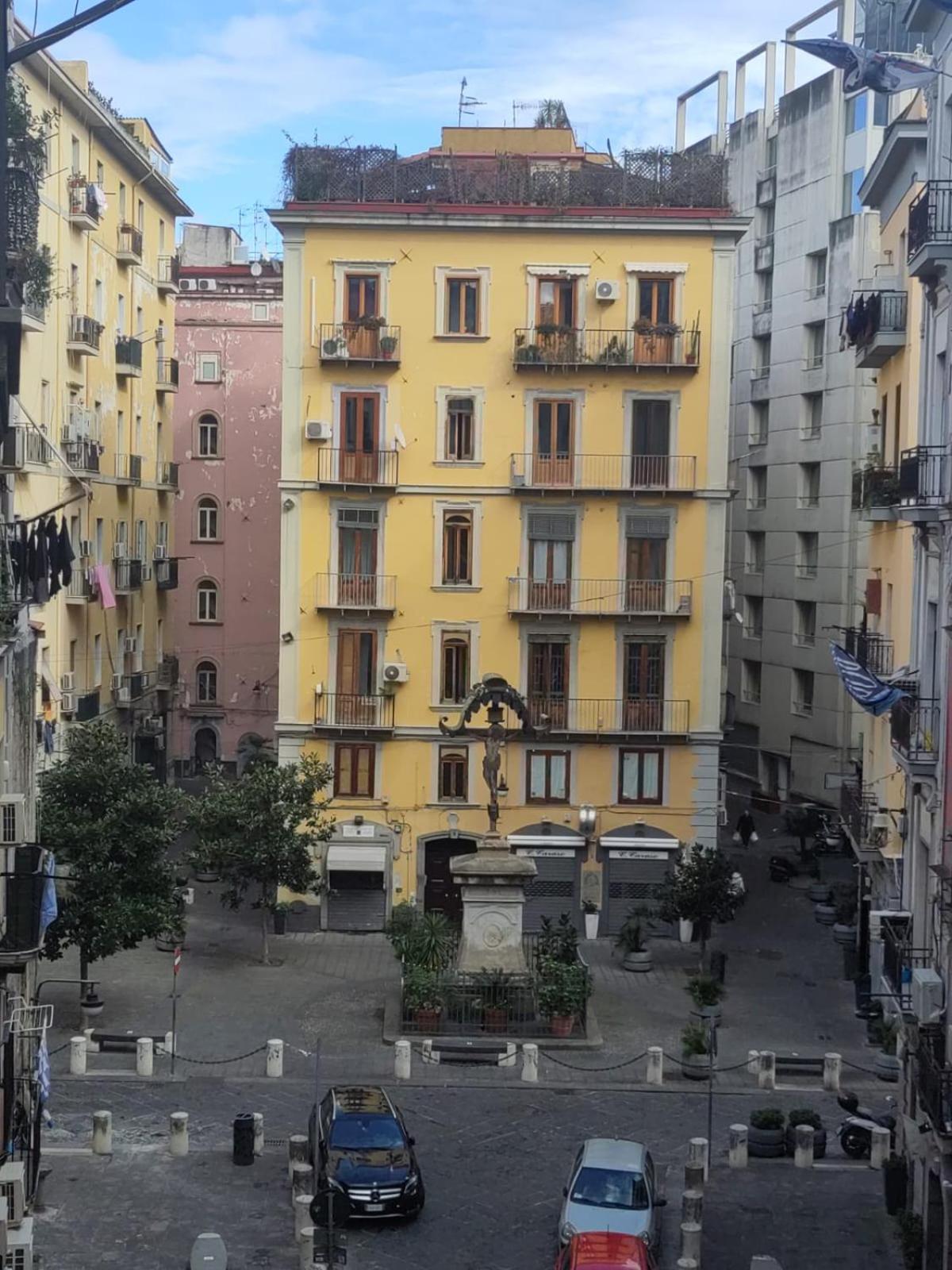 Staicca Rooms Naples Luaran gambar